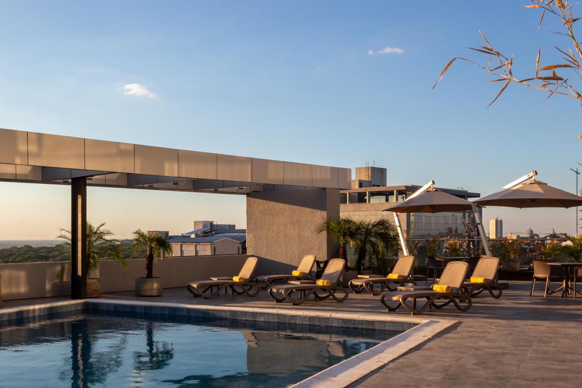 Tryp By Wyndham Asuncion Hotel Exterior foto