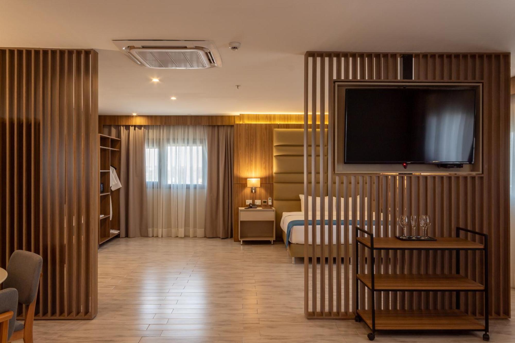 Tryp By Wyndham Asuncion Hotel Exterior foto